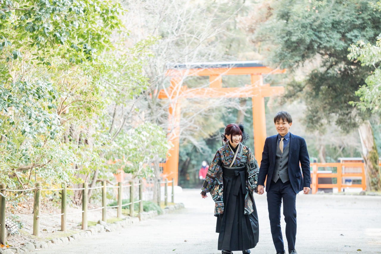Kyoto photoshooting at shrine(couple-walking)