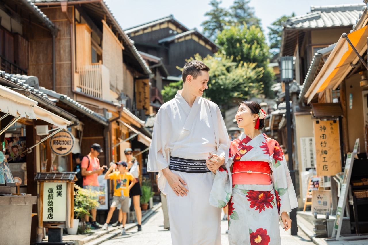 Kyoto photoshooting at Yasaka(Ninen-zaka)