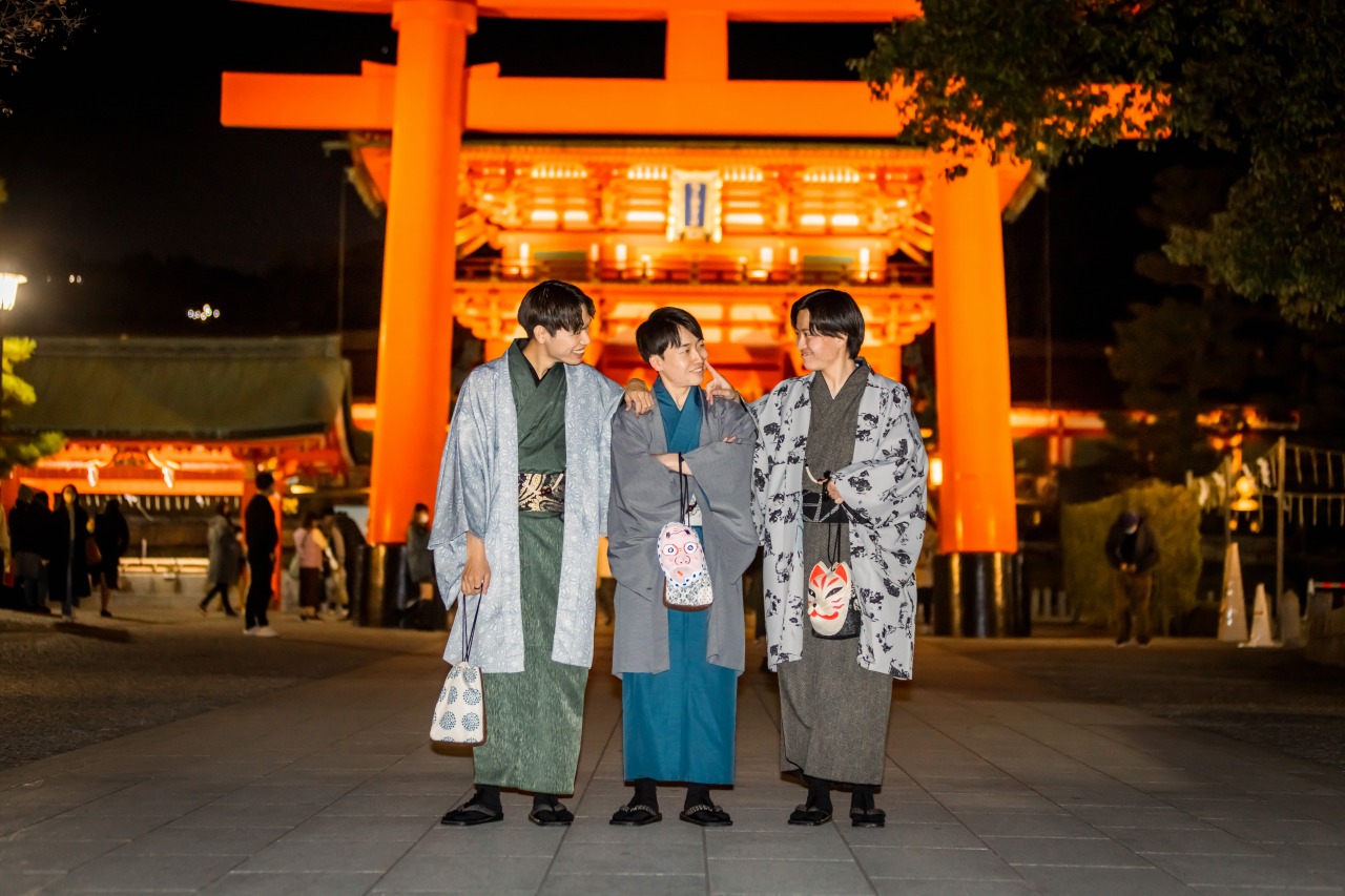 photo tour in fushimi inari, kyoto