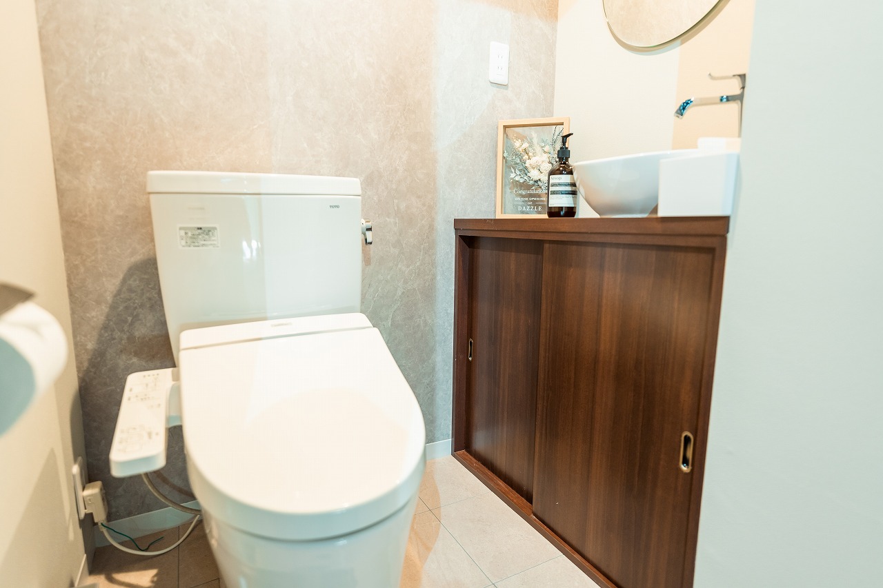 ジム内のトイレ写真作例