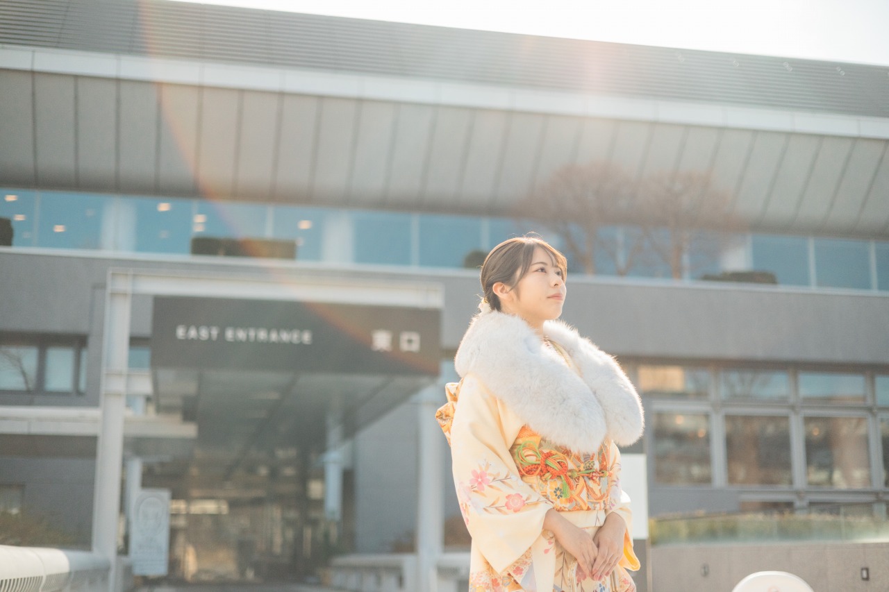 京都市京セラ美術館 東エントランス 成人式前撮り 和装ポートレート
