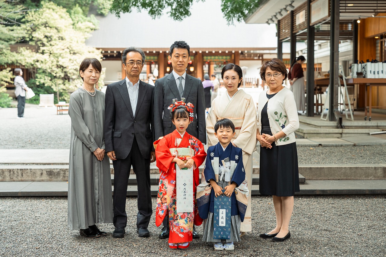 乃木神社の七五三写真｜撮影可否・御祈祷・混雑回避ガイド - YUNAGI FILMS