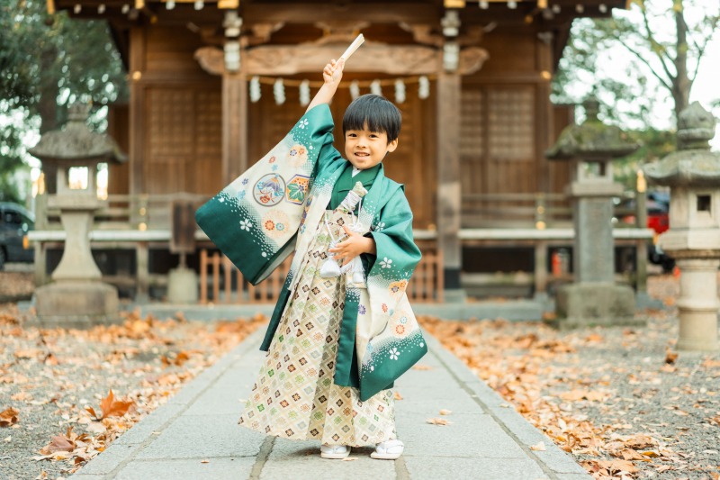 七五三ソロ写真(大國魂神社境内)